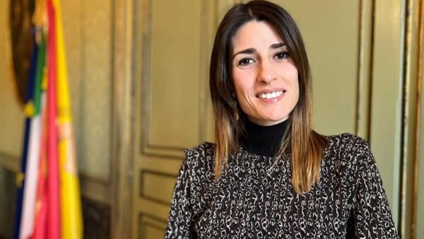Ciminnisi (M5S): “Il presidente Schifani prefigura per la Sicilia un futuro di pattumiera d’Italia”