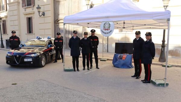 Carabinieri e Polizia contro la violenza sulle donne