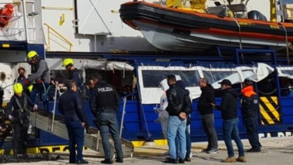 Sbarco della ONG Humanity One a Trapani