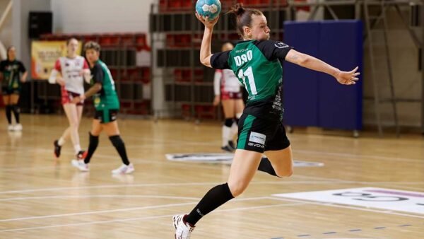 Le Arpie al lavoro con l’obiettivo del 14 dicembre contro Brixen