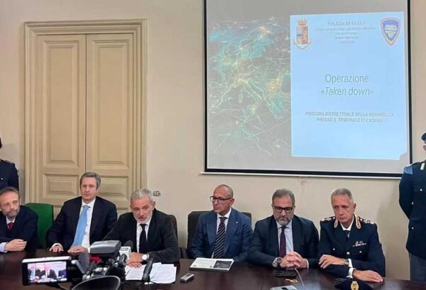 Streaming illegale, maxi operazione in Italia e in 7 Paesi, 102 gli indagati [VIDEO]