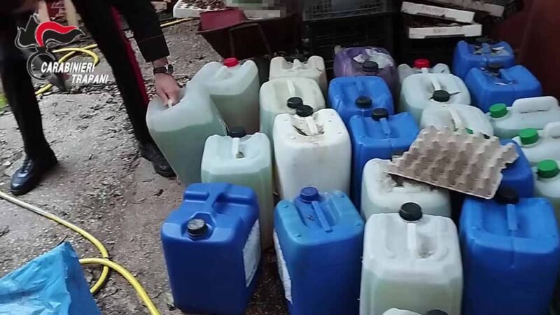 Due persone denunciate, rinvenuti oltre 1700 litri di carburante rubato [VIDEO]