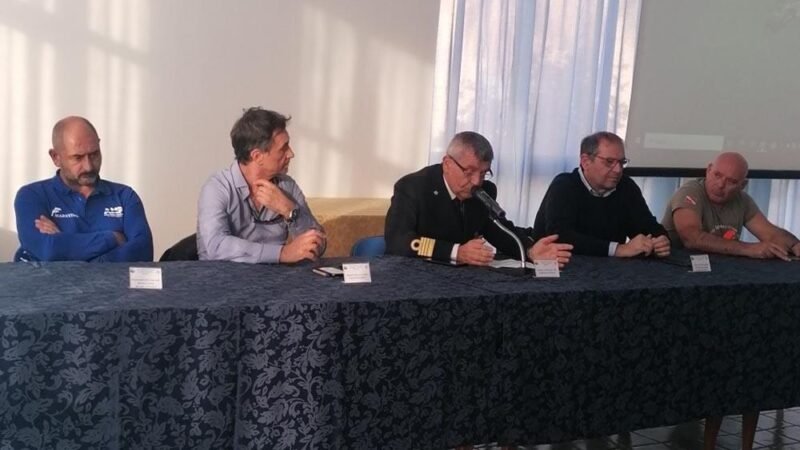 Il recupero delle reti fantasma, al centro di un incontro in capitaneria