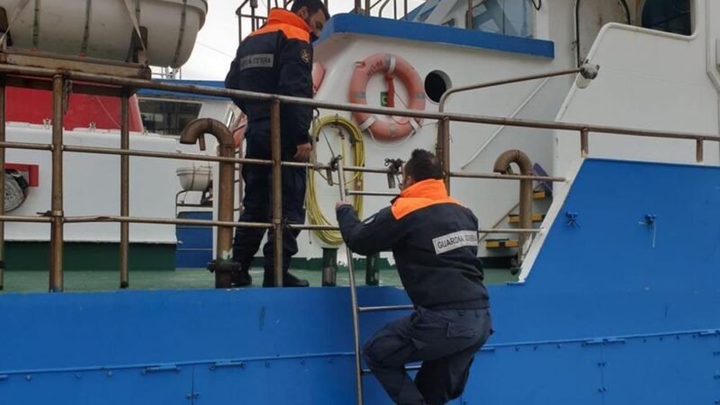 Portoferraio. Sequestrata una tonnellata di specie ittiche a peschereccio mazarese