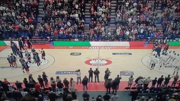 Nell’olimpo del basket vince l’Olimpia Milano, niente da fare per gli squali