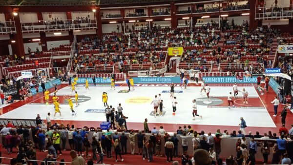 Oggi sfida interna per la Trapani Shark contro Vanoli Cremona