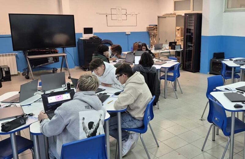 Trapani. Al “Leonardo da Vinci”, le selezioni per i Campionati Italiani di Informatica