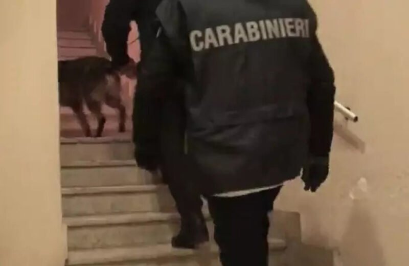 Erice. Carabinieri soccorrono donna intrappolata sotto le macerie del pavimento crollato