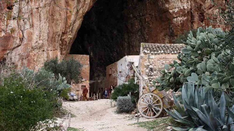 Natale a Trapani: Mercatini, Presepi e Spettacoli tra Tradizione e Magia