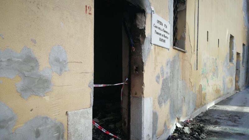Incendio all’Opera Pia Casa della fanciulla, di via Orfane