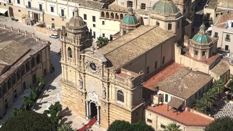 Lutto cittadino domani a Mazara in occasione dei funerali della professoressa Gallo