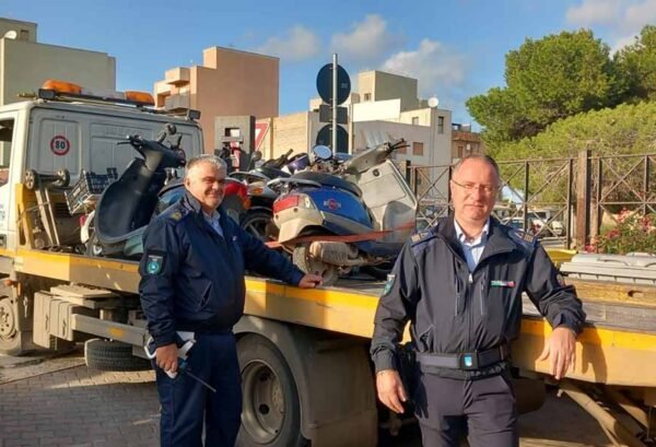 Sequestrati a Marsala altri 20 motocicli