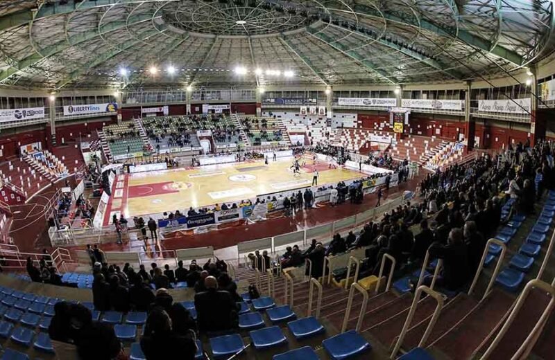 Basket: domani Trento-Trapani, sfida tra capoliste. Partita in chiaro su DMAX