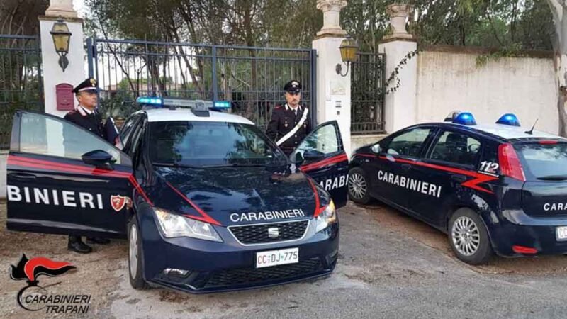 Donna sopresa a rubare in una abitazione, fermata dai carabinieri
