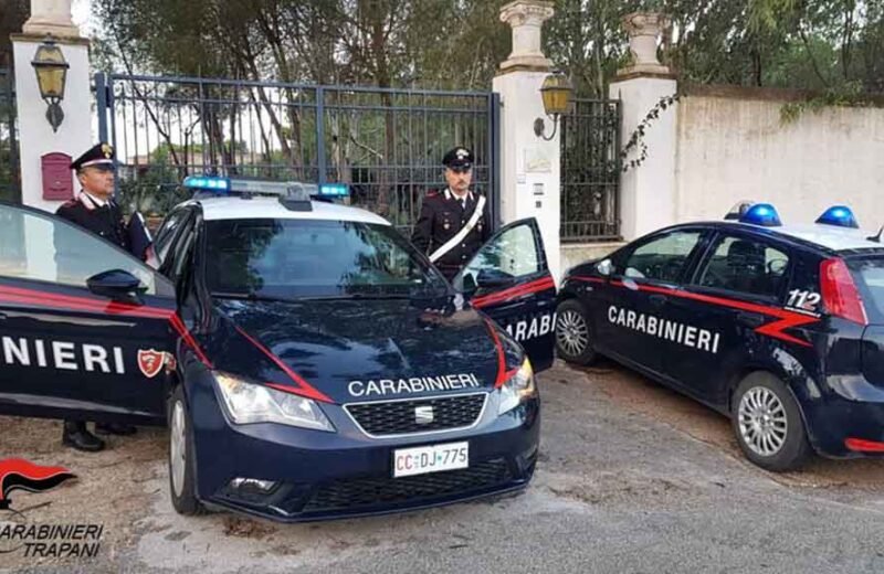 Donna sopresa a rubare in una abitazione, fermata dai carabinieri