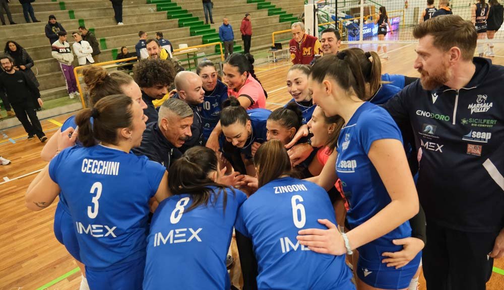 VOLLEY B1: IL MARSALA VOLLEY DOMINA ARZANO NELLA PRIMA CASALINGA DI COACH GIANGROSSI