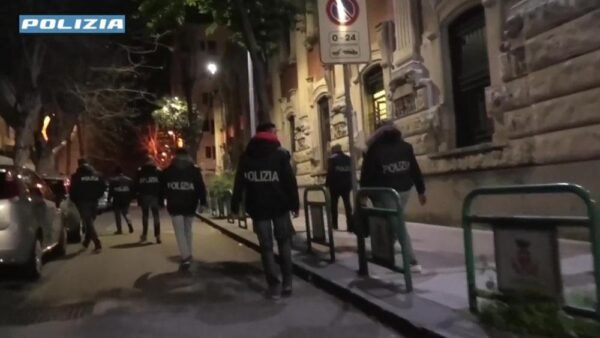 Barcellona Pozzo di Gotto: operazione antimafia di polizia e Dda, 15 le persone indagate [VIDEO]
