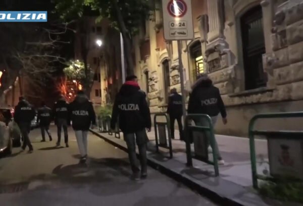 Barcellona Pozzo di Gotto: operazione antimafia di polizia e Dda, 15 le persone indagate [VIDEO]