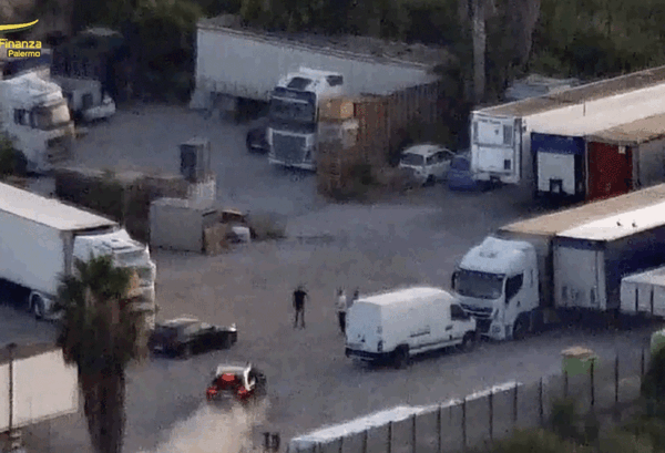 Sigarette di contrabbando da Tunisia ed Est Europa, 16 arresti tra Trapani e Palermo [Video]