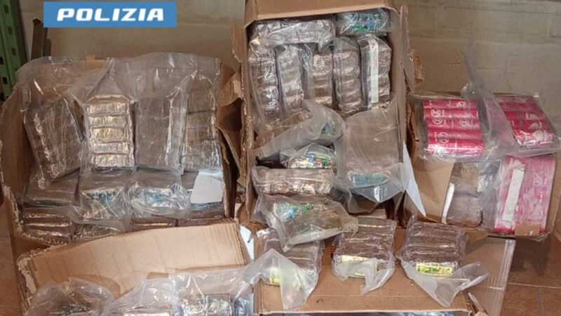 Droga. Arrestato corriere trasportava 80 chili di hashish
