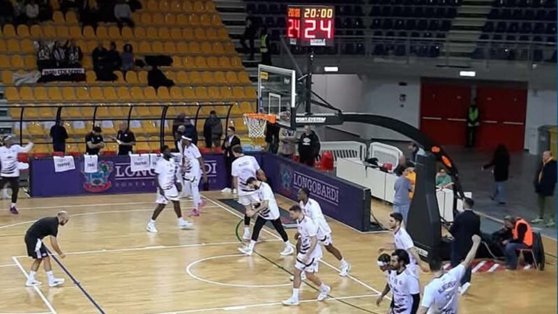 Trapani Shark sola al primo posto