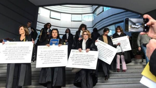 Sciopero magistrati. La Fnsi al fianco dell’Associazione nazionale magistrati