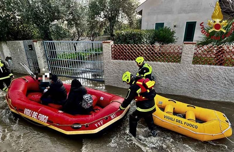 Maltempo nel messinese in azione vigili del fuoco e protezione civile