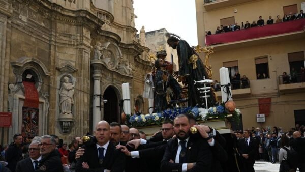 La Lavanda dei Piedi – Ceto dei Pescatori
