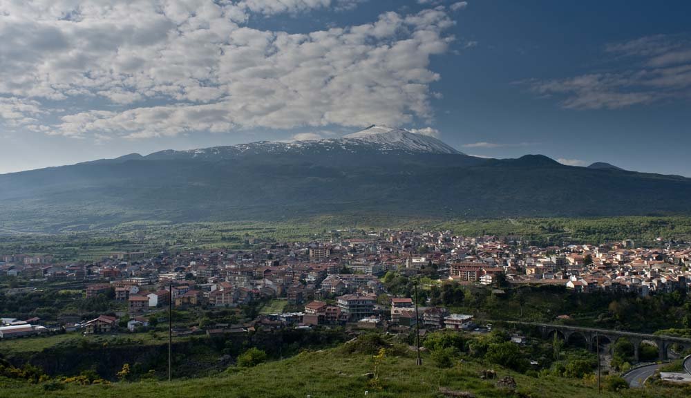 panorama randazzo vista etna