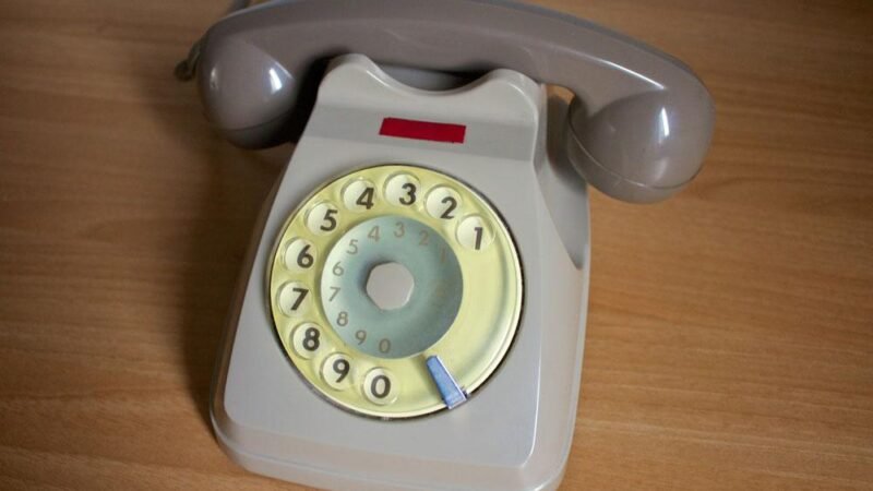 Com’era la vita senza internet, cellulari e computer?