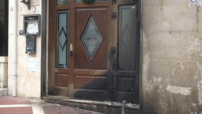 Intimidazione con il fuoco ai danni del Virus Pub di via Manzoni