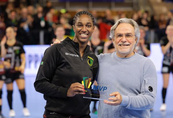 AC Life Style Handball Erice-Cassano 32-19: Arpie in finale!