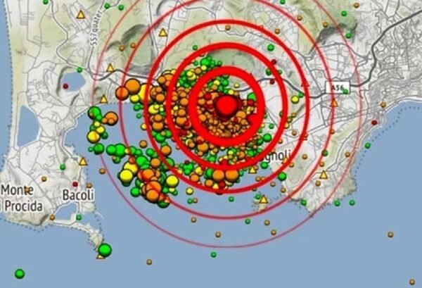 Terremoto ai Campi Flegrei: scossa di magnitudo 4.4, panico a Napoli