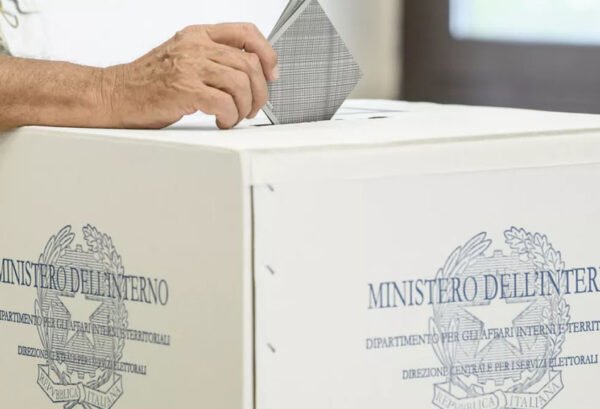 Elezioni Comunali in Sicilia: si vota il 25 e 26 maggio, ballottaggi e referendum l’8 e 9 giugno