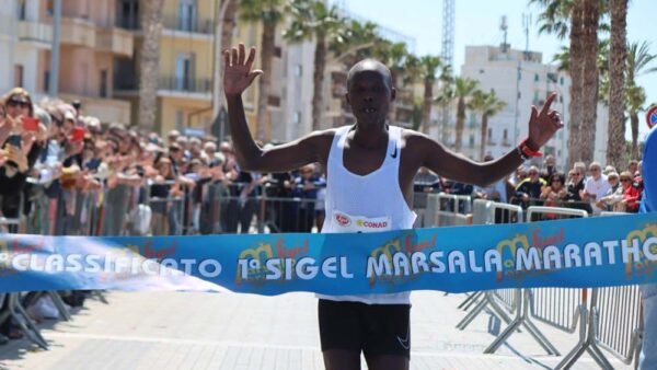 Marsala Marathon, debutto da record: 846 atleti al traguardo