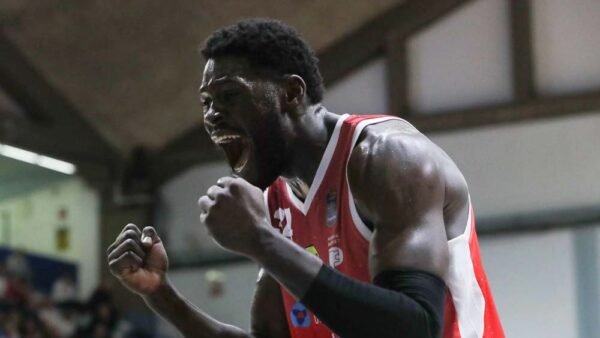 Derek Ogbeide sarà il nuovo centro. Domani l’annuncio