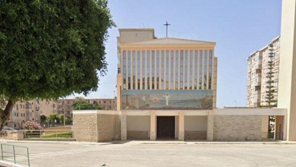 False raccolte fondi. Il parroco di San Giuliano lancia l’allarme