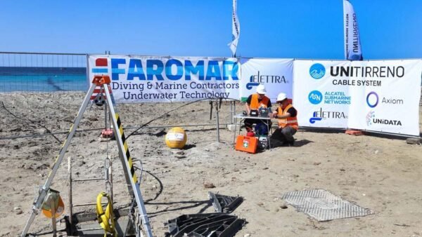 Mazara snodo digitale: posato il cavo Unitirreno