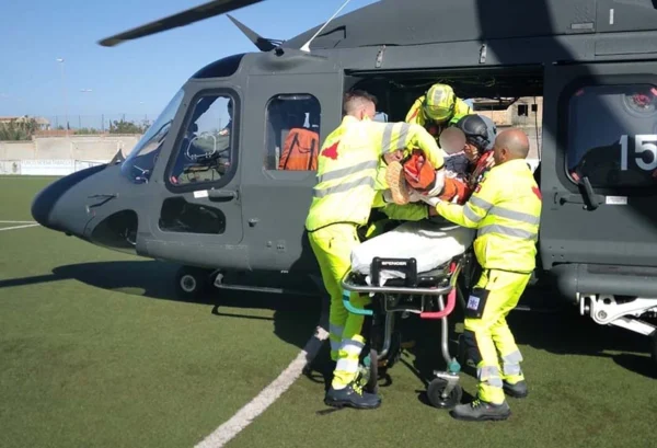 Tecnici del SASS e dell’aeronautica militare soccorrono turista ferita allo Zingaro
