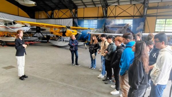 Esperienza PCTO in Svizzera: il volo dei 15 studenti