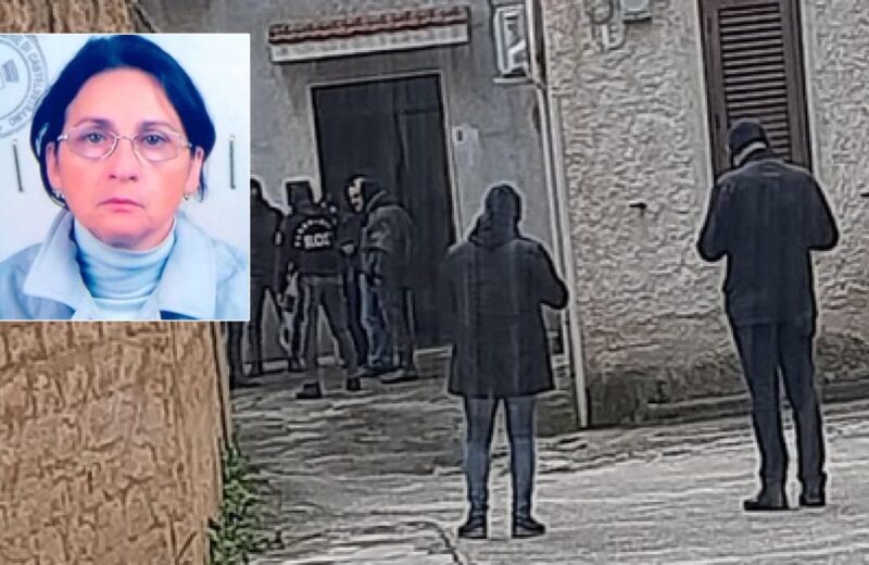 Nascosta nel sottofondo di un armadio, dentro c’erano 130 mila euro.Pare per le spese spicce del latitante