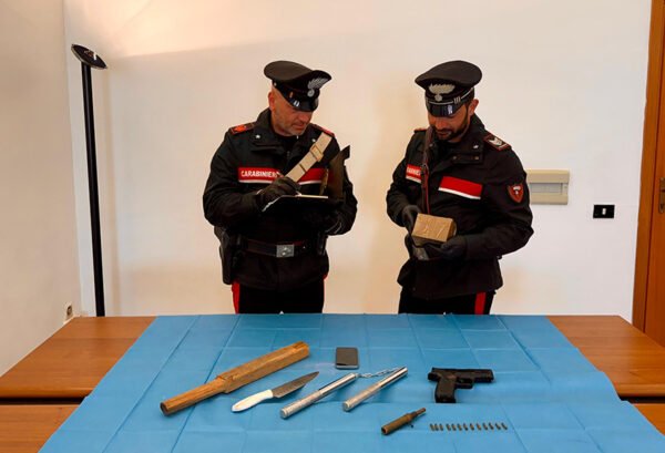 Finisce in carcere un giovane di Marsala accusato di rapina e detenzione di arma