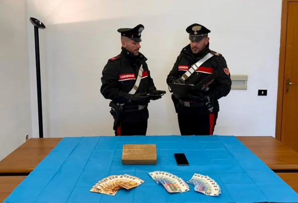 Marsala: fermato dai carabinieri con oltre un chilo di cocaina