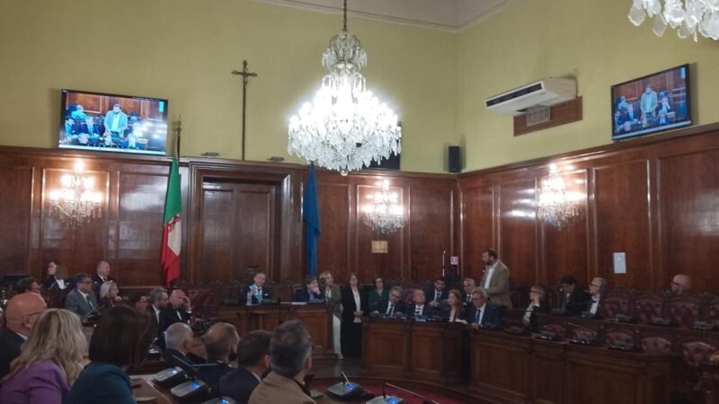 Si è insediato Salvatore Quinci alla guida della Provincia di Trapani