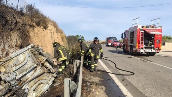 Incidente stradale tra Donnalucata e Marina di Ragusa, la vittima morta tra le fiamme