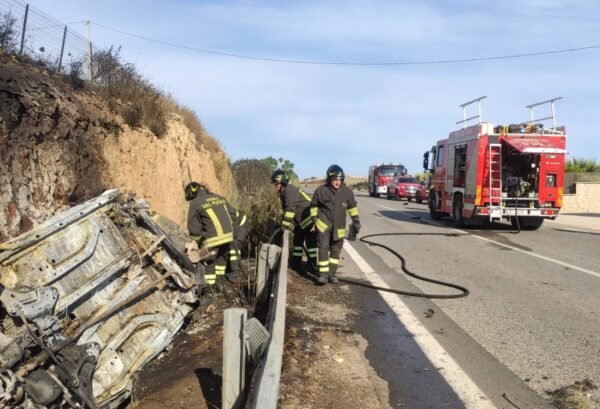 Incidente stradale tra Donnalucata e Marina di Ragusa, la vittima morta tra le fiamme