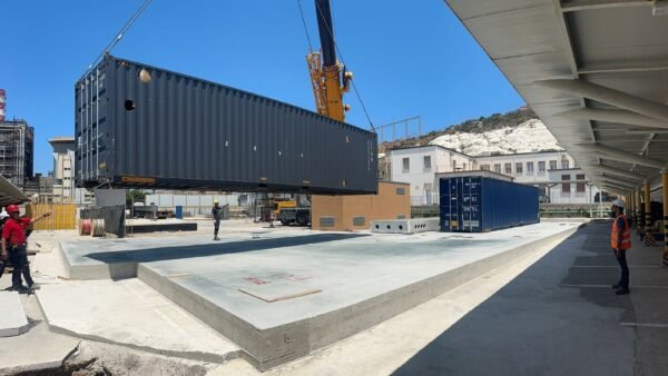 Lotta alla crisi idrica in Sicilia: consegnati i primi dissalatori mobili