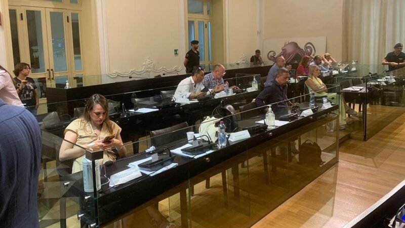 Consiglio Comunale Trapani su Gaza e Palestina: centrodestra e opposizione abbandonano l’aula