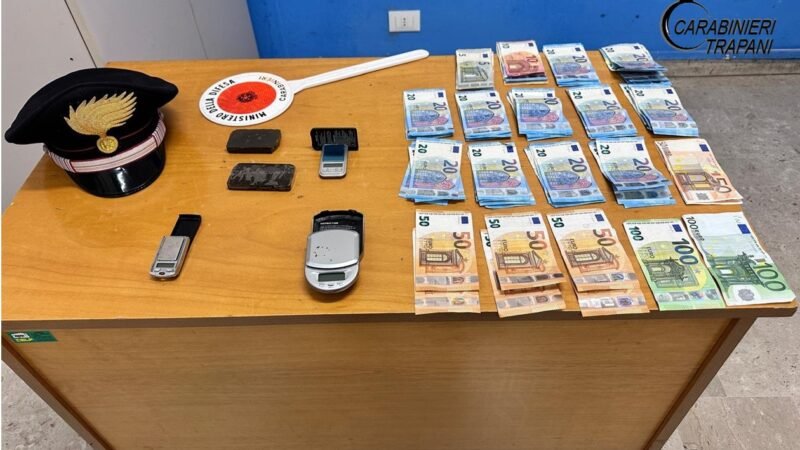 Due arresti per droga nel quartiere San Giuliano
