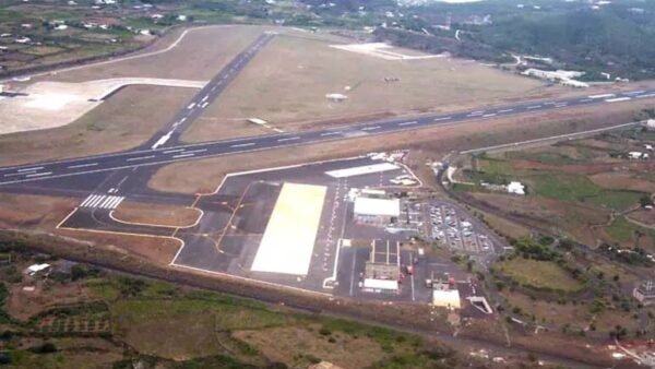 Nebbia a Pantelleria, voli cancellati e passeggeri in attesa